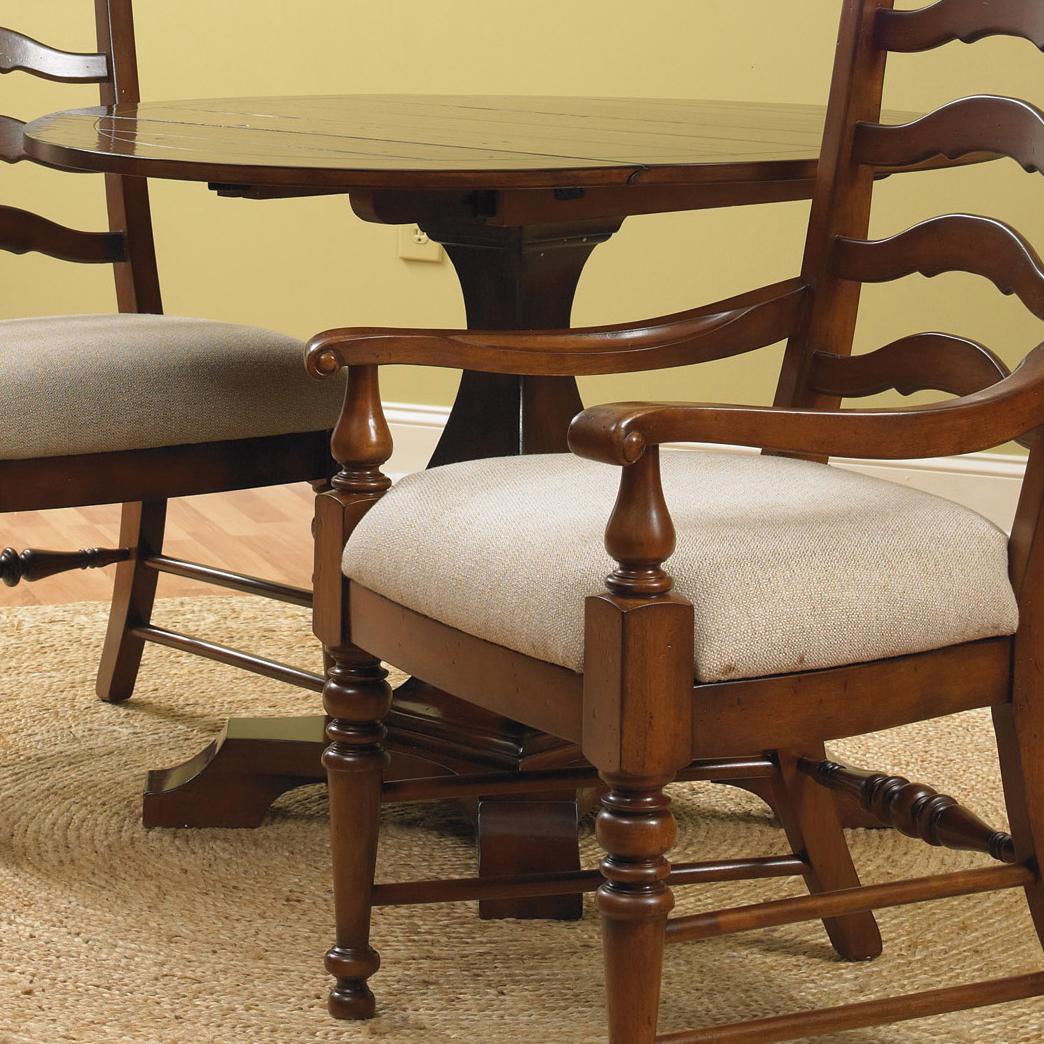 Hooker Furniture Waverly Place 36675218 Round Drop Leave Casual